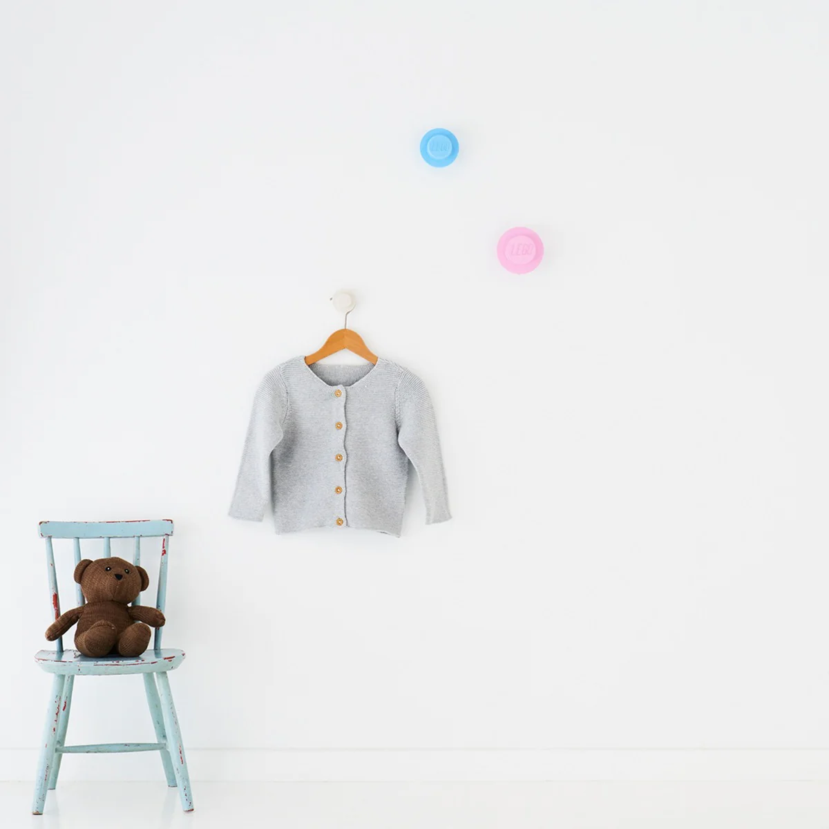 Room Copenhagen LEGO wall bracket white. blue. pink 40161736