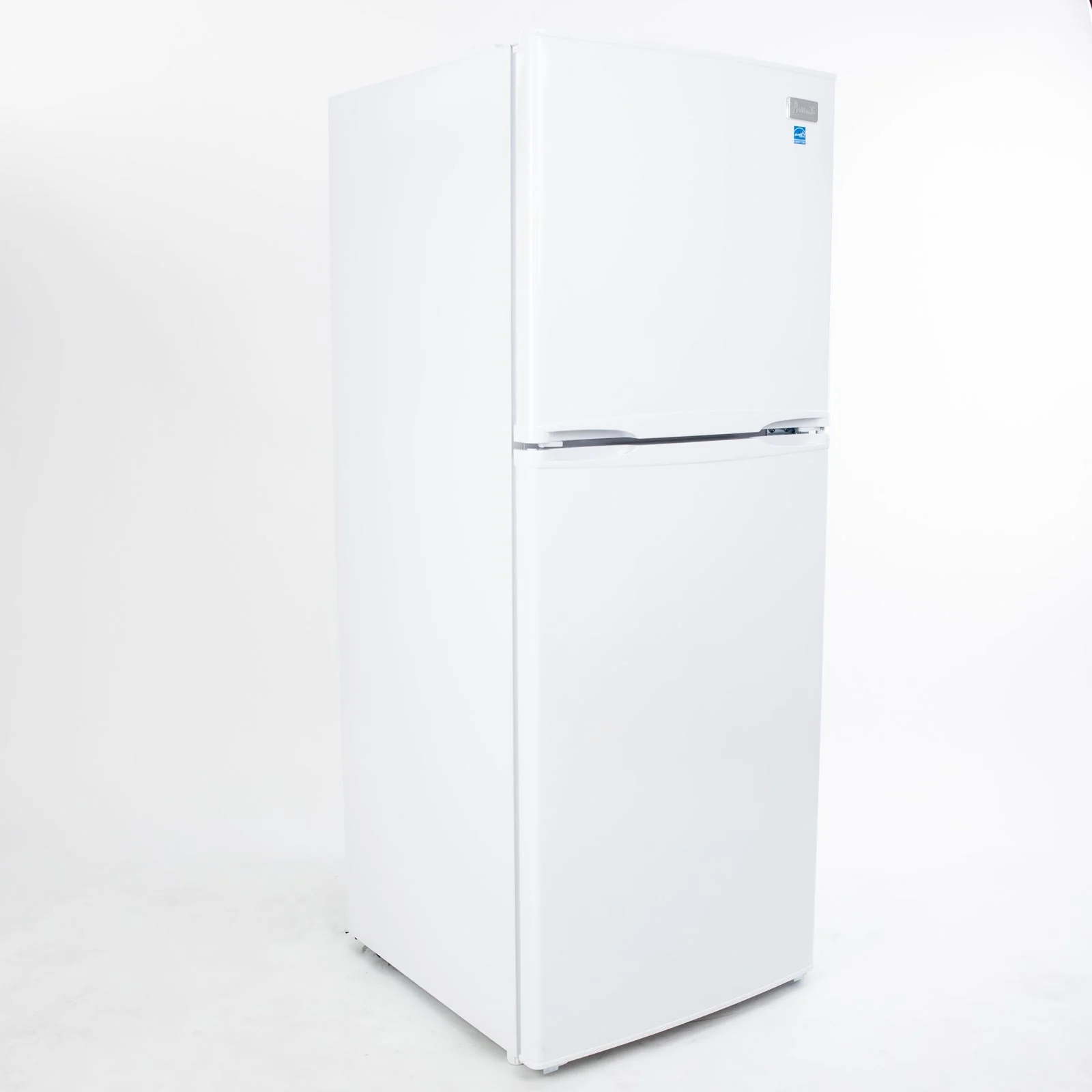 Avanti FF7B3S 22 Inch Freestanding Top Freezer Refrigerator with 7 cu. ft. Total Capacity in Stainless Steel