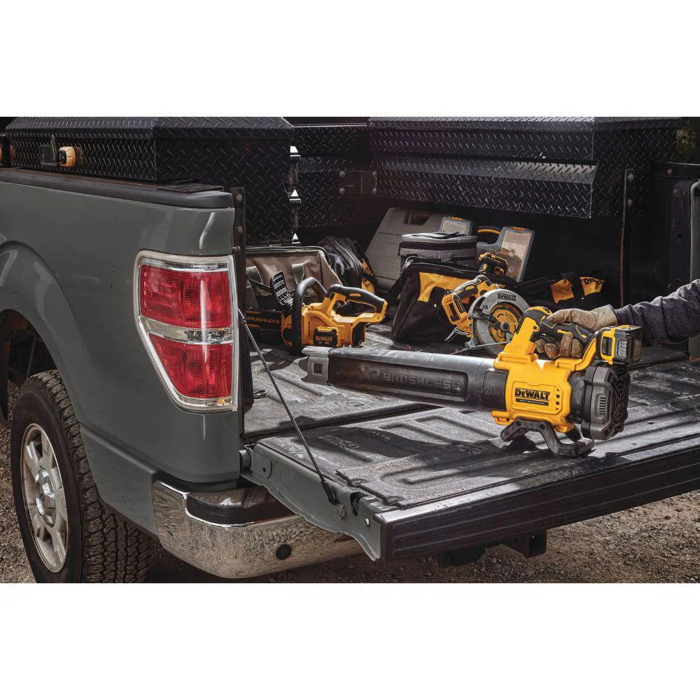Dewalt DCBL722P1 20V MAX XR Lithium-Ion Brushless Handheld Cordless Blower Kit (5 Ah)