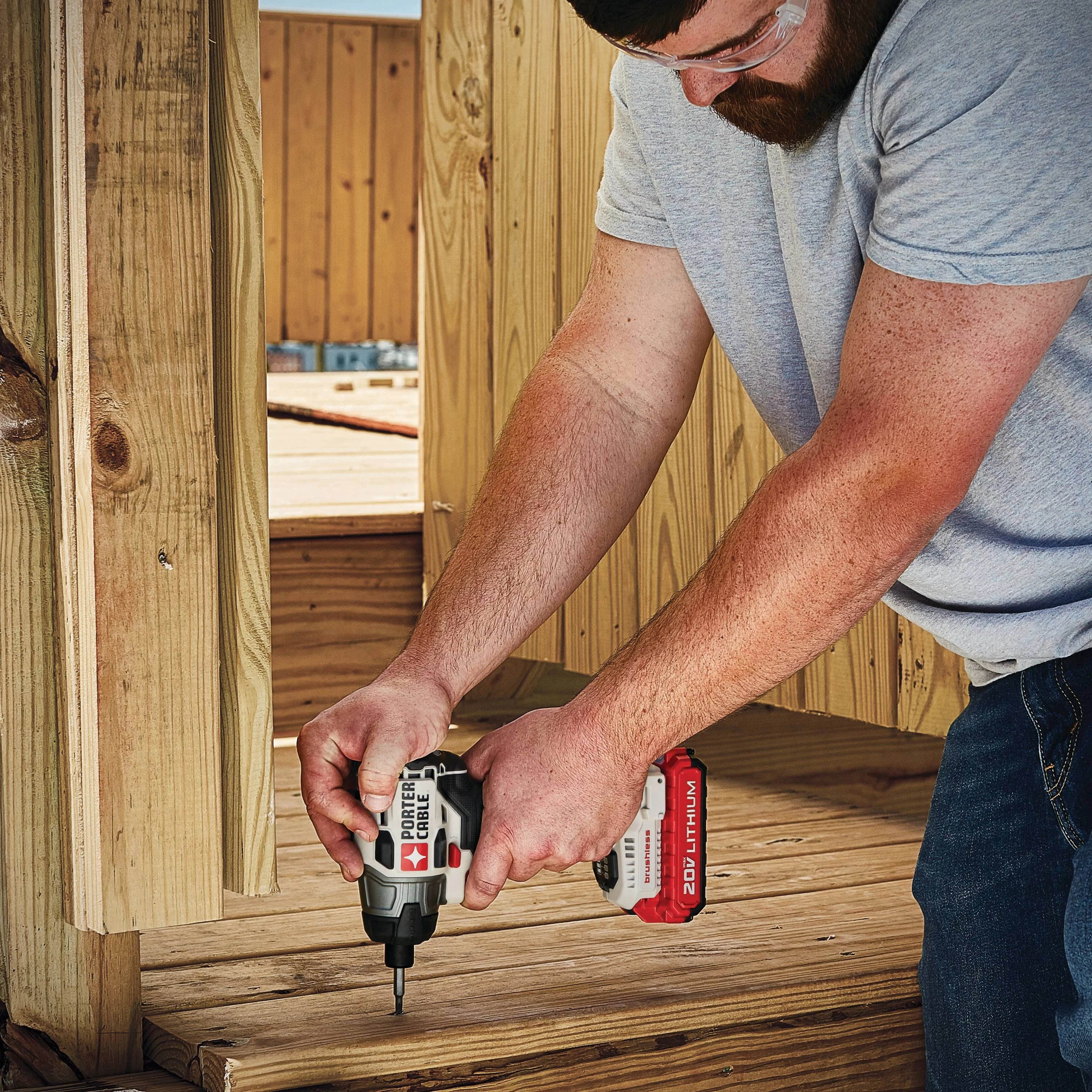 PORTER CABLE 20-Volt Max Lithium-Ion 1/4-Inch Brushless Impact Driver, PCCK647LB