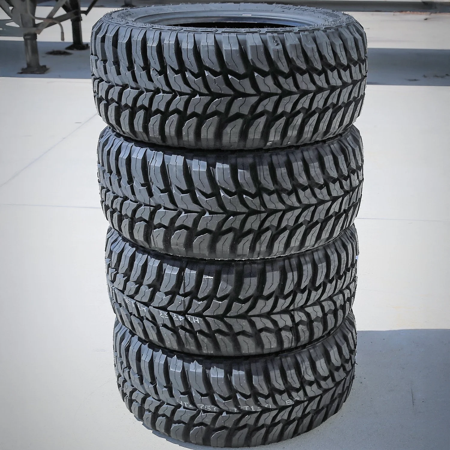 Set of 4 Crosswind M/T 275/70R18 125/122Q E 10 Ply mud Light Truck Tires